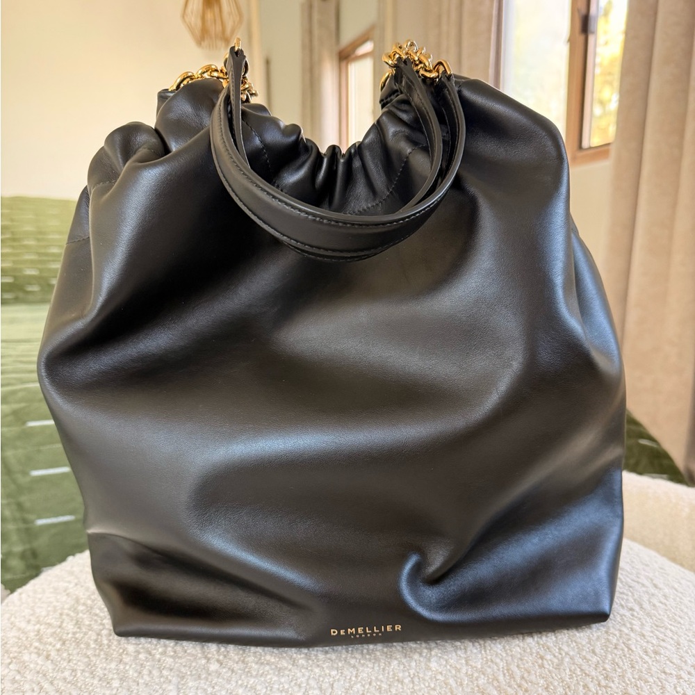 DeMellier Black Shoulder Bag with Gold Chain - Picture 3 of 9